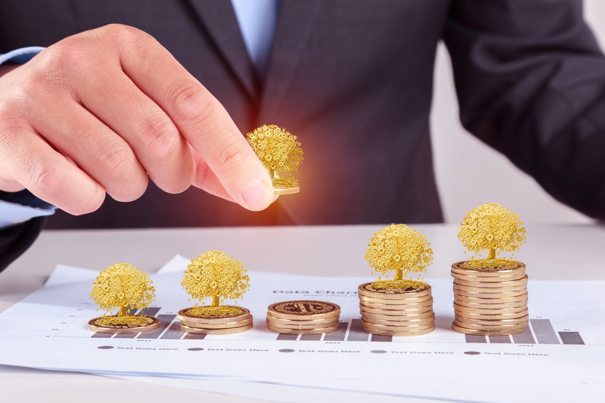 信用貸款哪一家最好過件？2025銀行審核條件與過件率解析